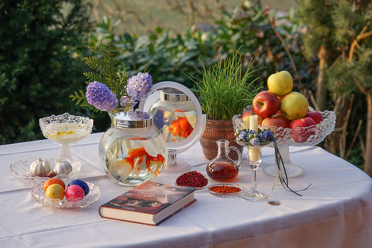 Haft-sin still life for Nowruz