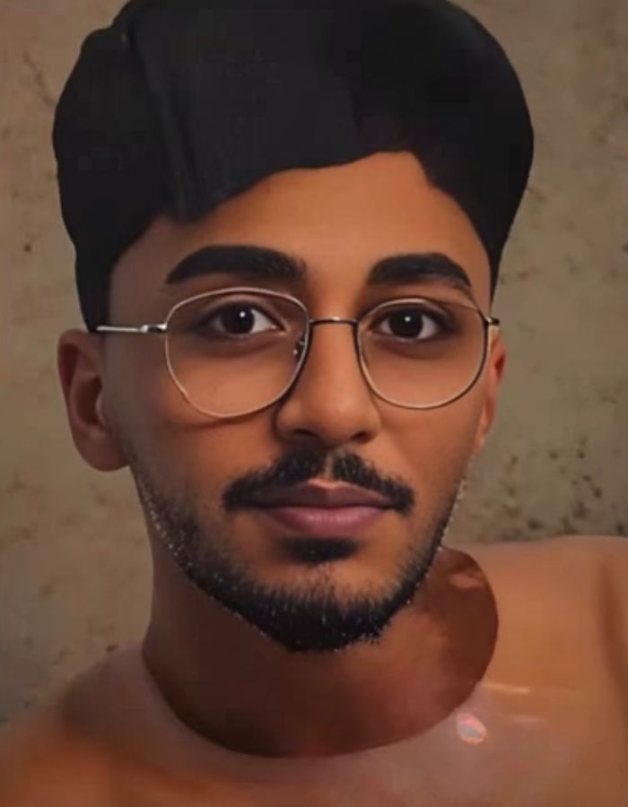 Portrait of Armia Fazli, aged 19, from Arak, killed on January 8, 2026.