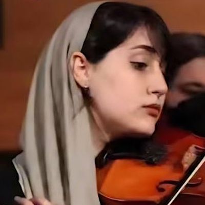 Sanam Pourbabaei, 26 · Lahijan · 18 Dey — zabity podczas represji w Iranie w latach 2025-26