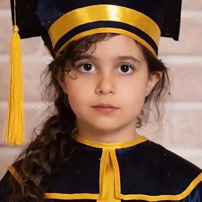 Anila Aboutalebian, 8 · Esfahan · 19 Dey — zabity podczas represji w Iranie w latach 2025-26